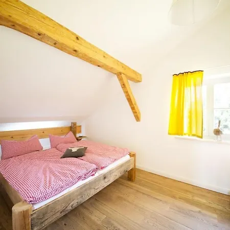 Plaatsje In Het Mesnerhuis Tatil Evi